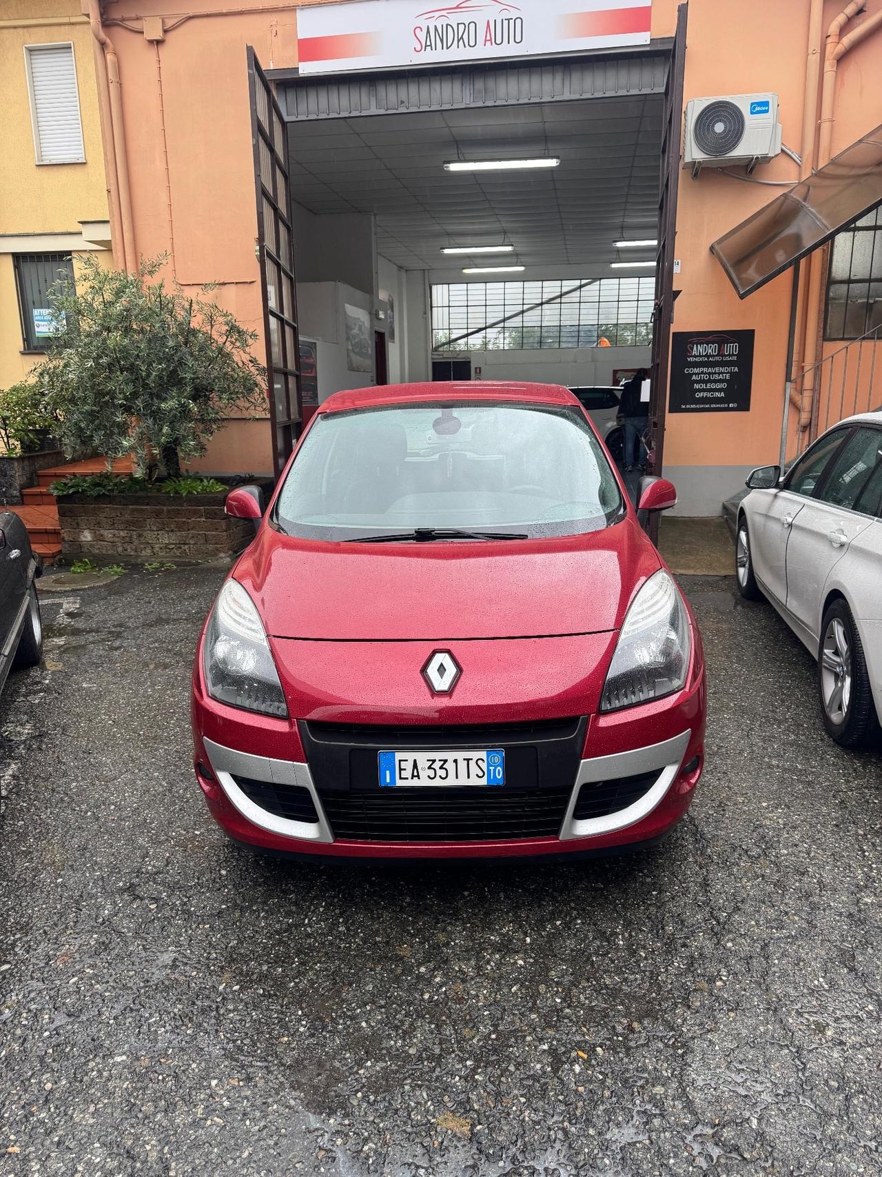 Renault Scenic Scénic X-Mod 1.5 dCi 110CV Luxe