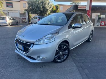 Peugeot 208 1.4 HDi 68 CV 5 porte Allure