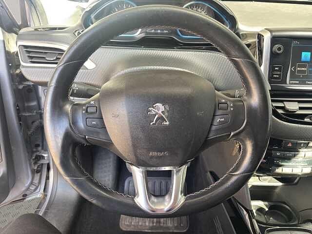 Peugeot 2008 BlueHDi 100 S&S Allure