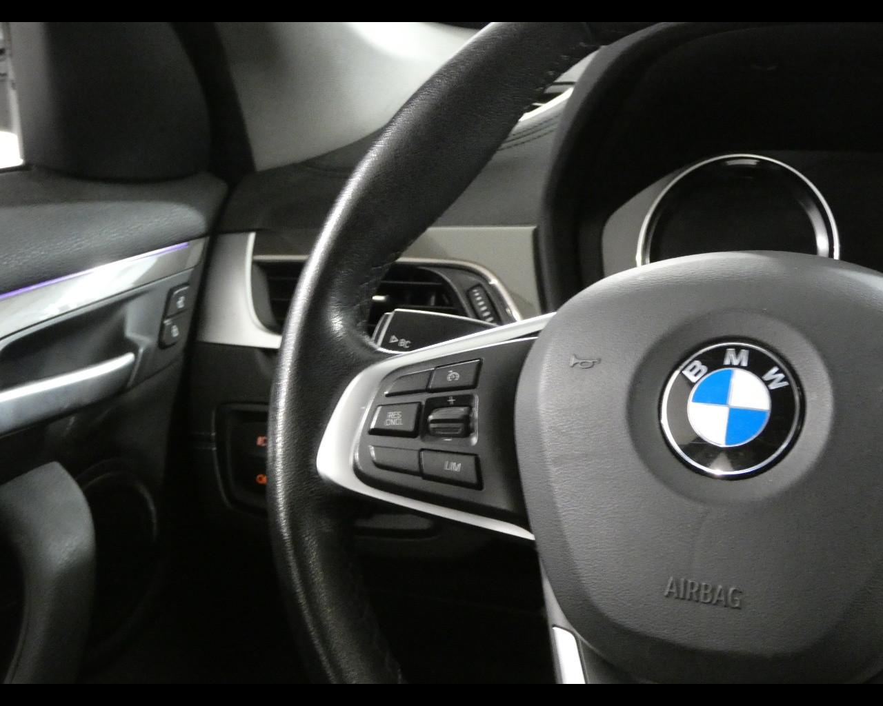 BMW X1 (F48) - X1 sDrive18i xLine