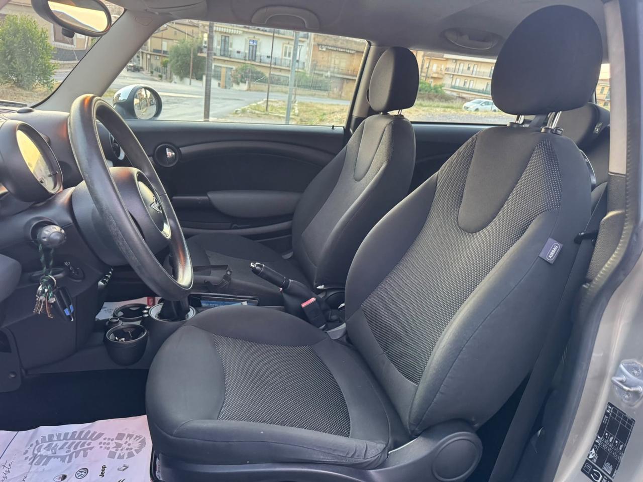 MINI COOPER D 1.6 TD 110 CV NEO PATENTATI