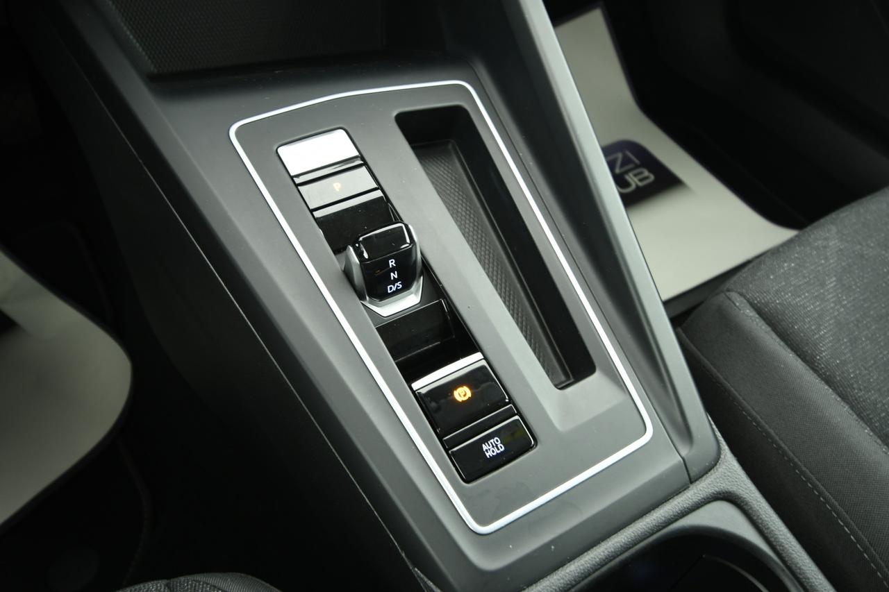 VOLKSWAGEN Golf 1.0 etsi evo Life 110cv dsg ACC+APP CONNECT+NEOPATENTATI