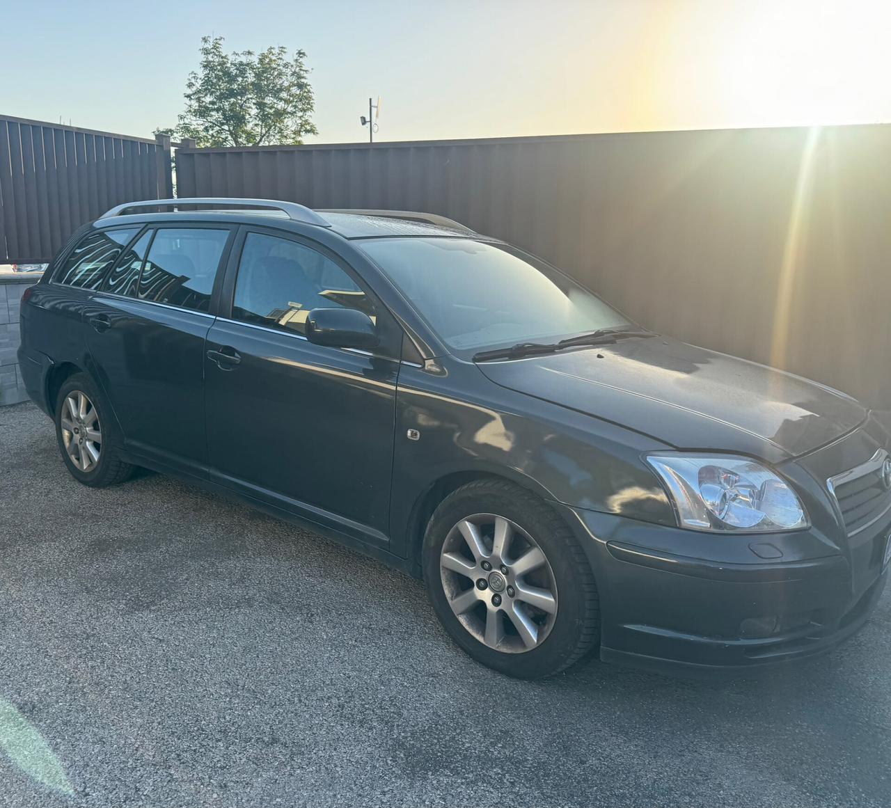 TOYOTA AVENSIS 2006 2.2 150 D-4D