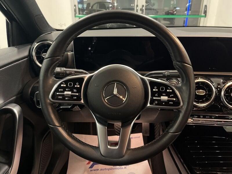 Mercedes-Benz Classe A A180d Sport Extra Automatic *Rcamera*Full Led*