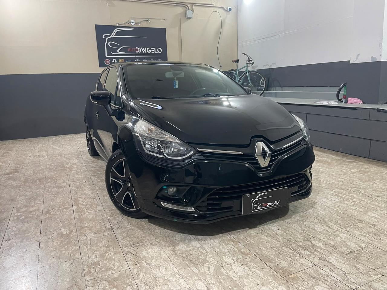 Renault Clio dCi 8V 75 CV Start&Stop 5 porte Energy Duel