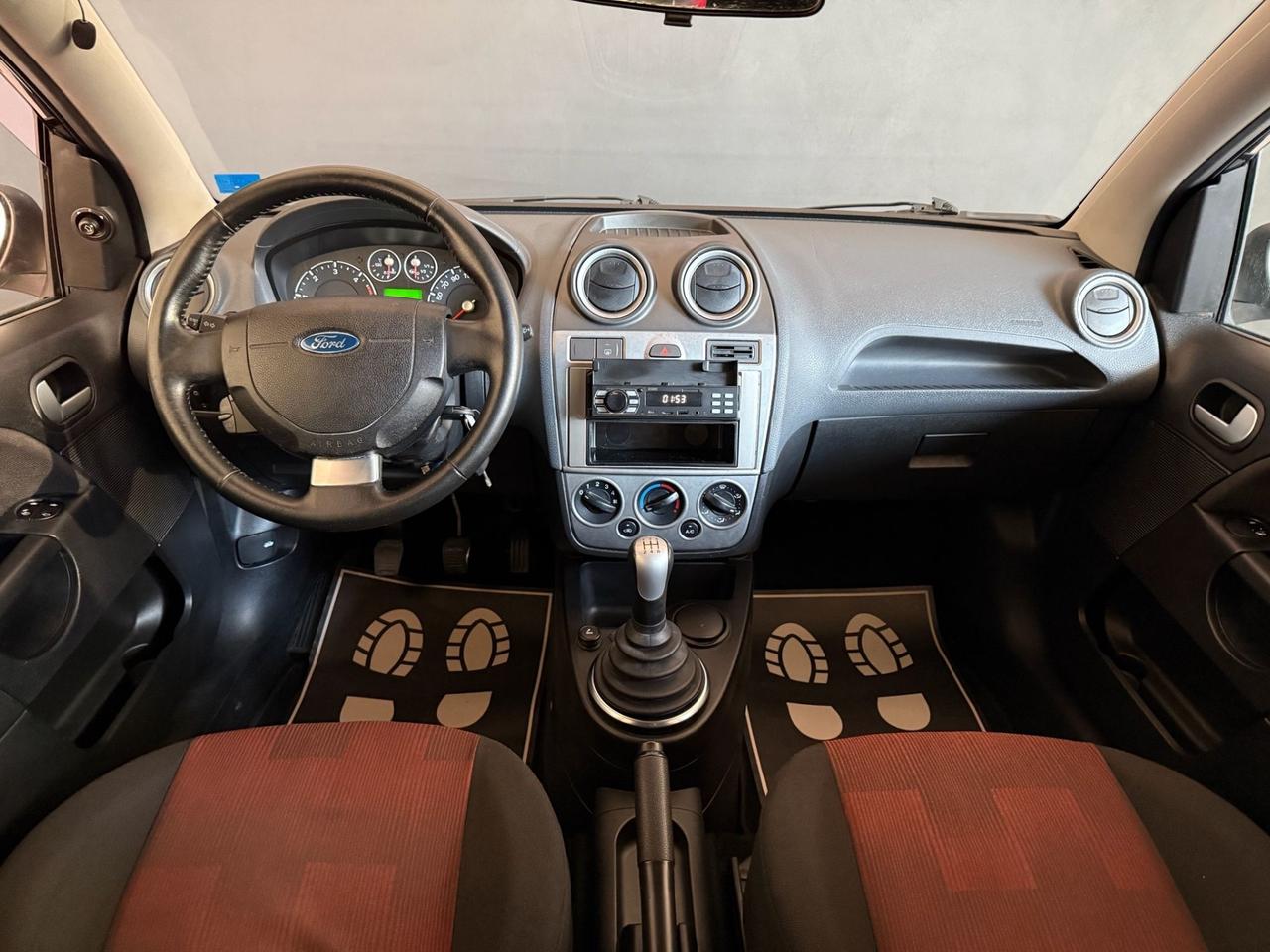 Ford Fiesta 1.4 TDCi 5p. Ghia