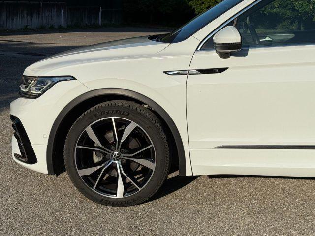 VOLKSWAGEN Tiguan 4 motion R-line 2.0 TDI 150 CV SCR DSG 4MOTION R-Line