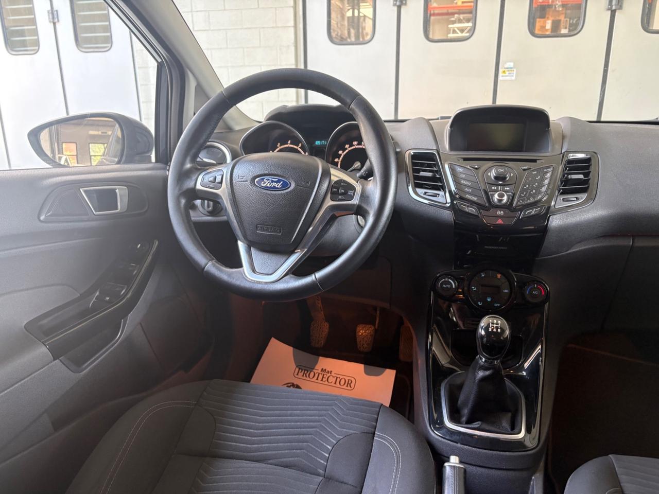 Ford Fiesta 1.0 80CV 5 porte Titanium