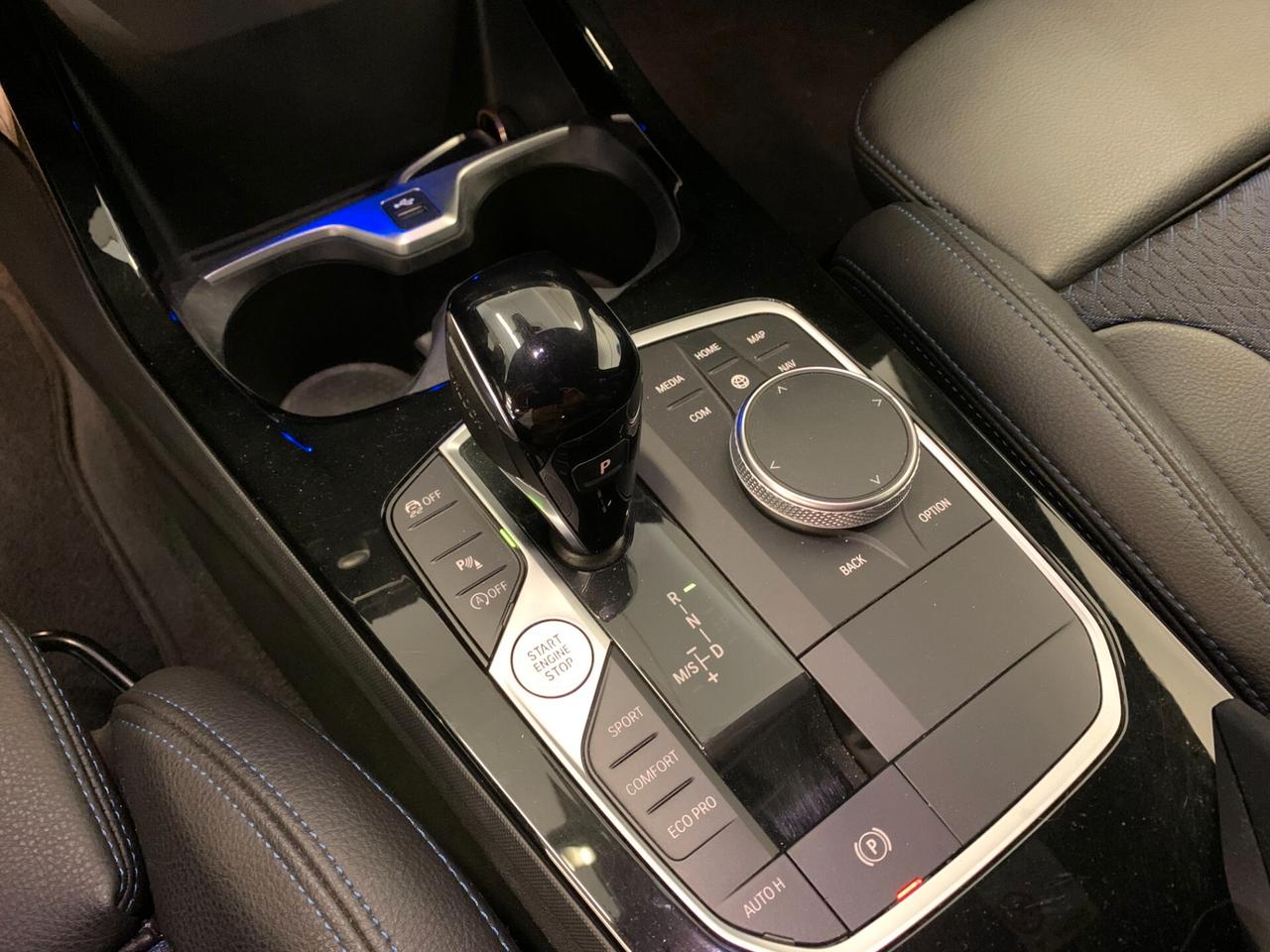 Bmw 116 116d 5p. F40 Msport auto