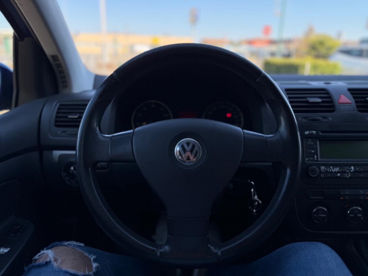 Volkswagen Golf 1.6 16V FSI 5p. Sportline