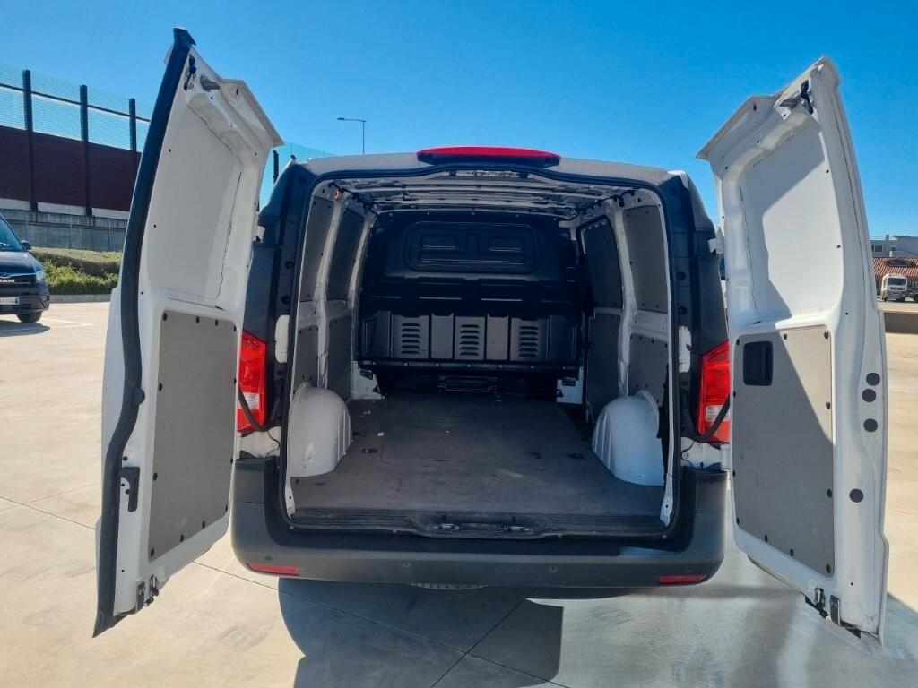 MERCEDES-BENZ VITO 114 CDI T25-104