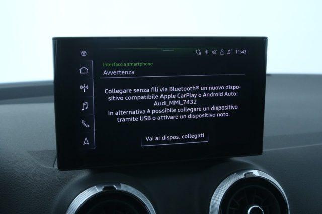 AUDI Q2 35 TFSI Stronic S line Edition Bianco Ghiaccio met