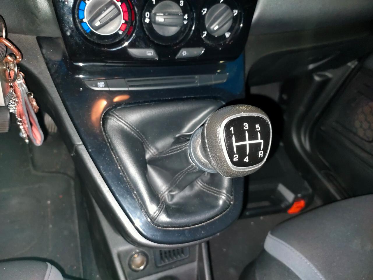 Lancia Ypsilon 1.2 69 CV 5p. Silver Neopatentati