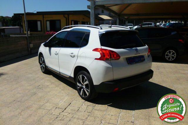 PEUGEOT 2008 1.6 e-HDi 92 CV Stop&Start Allure