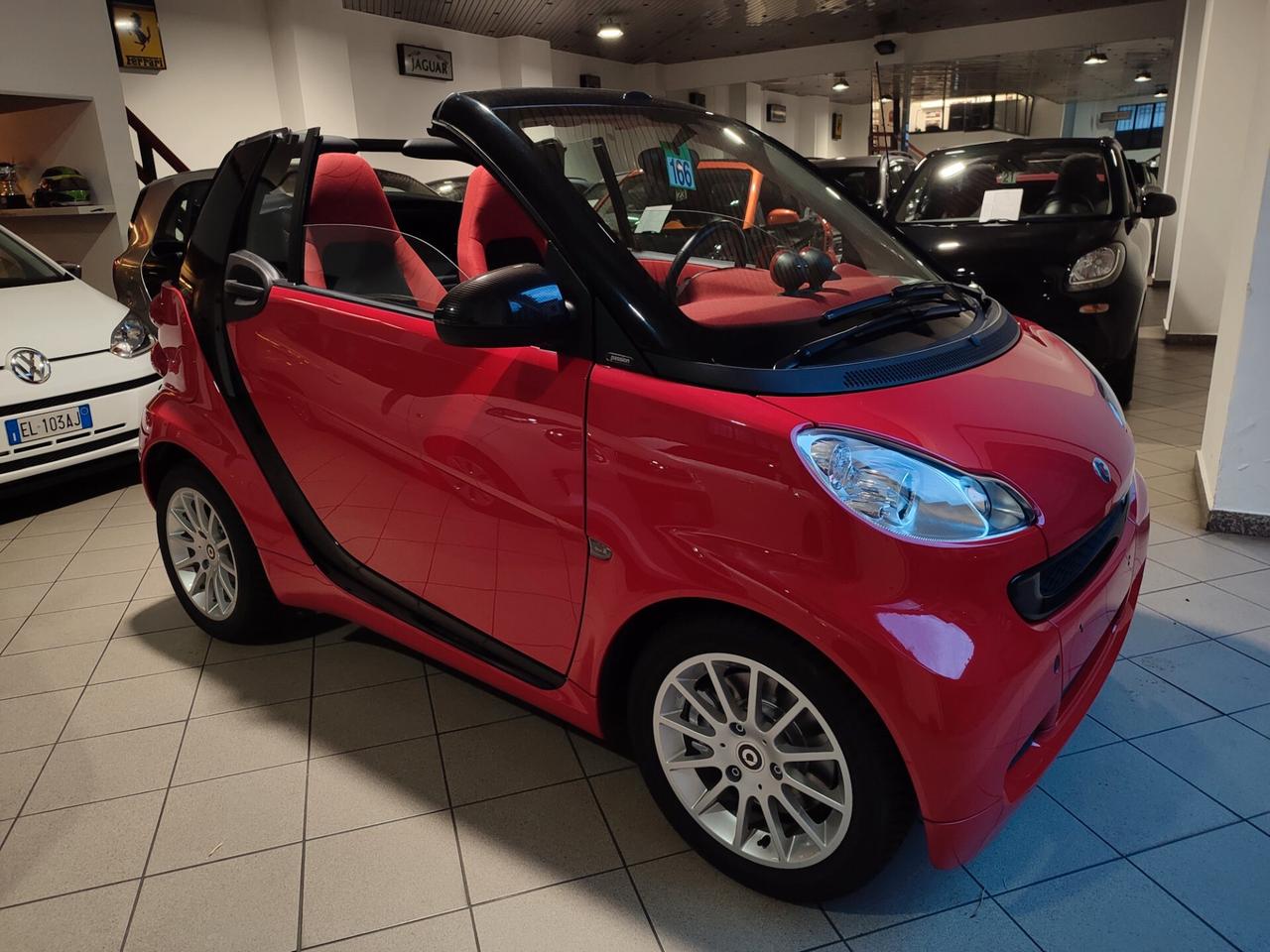 Smart ForTwo 1.0 52 kW MHD cabrio passion km 83.019 Navi Touch