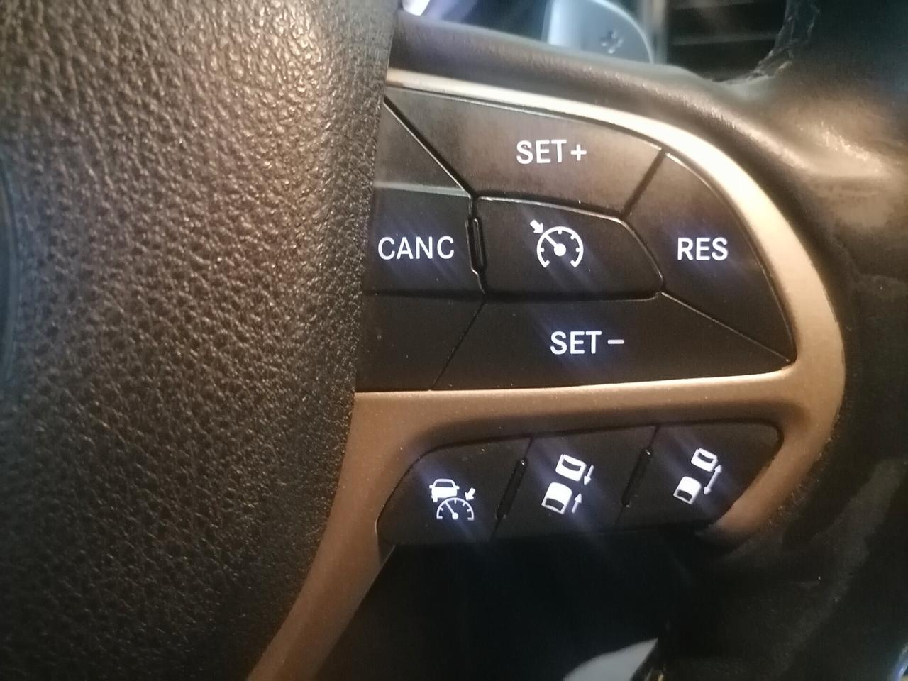 Jeep Grand Cherokee 3.0 V6 CRD 250 CV Multijet II Overland