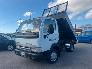 Nissan Cabstar 3.0 TDI Ribaltabile Trilaterale