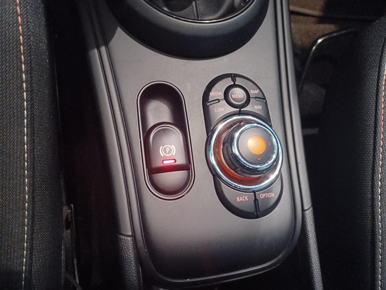 Mini Cooper Countryman 1.5 Business