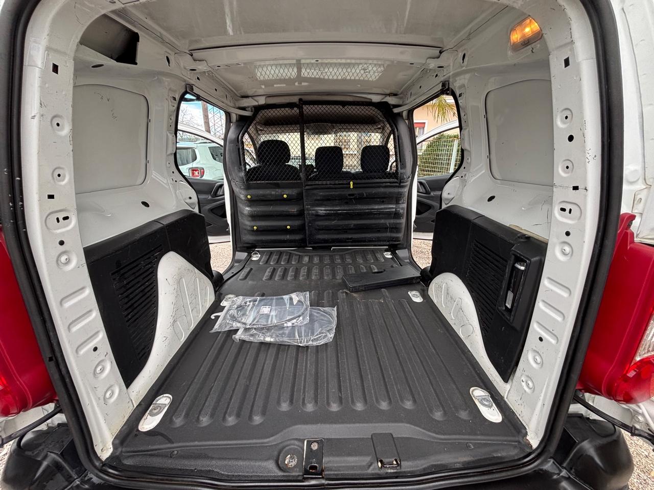 PEUGEOT PARTNER 1.6HDI 90 CV 3 POSTI FURGONE