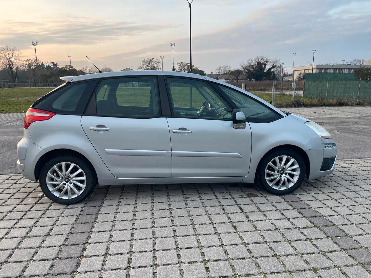 Citroen C4 Picasso 1.6 HDi 110 FAP CMP6 Elegance