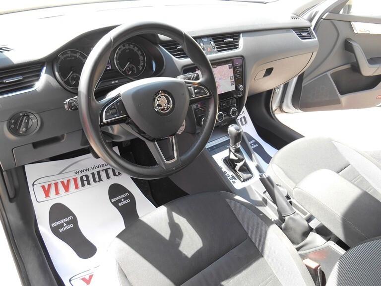 Skoda Octavia 1.5 DSG Wagon Executive METANO
