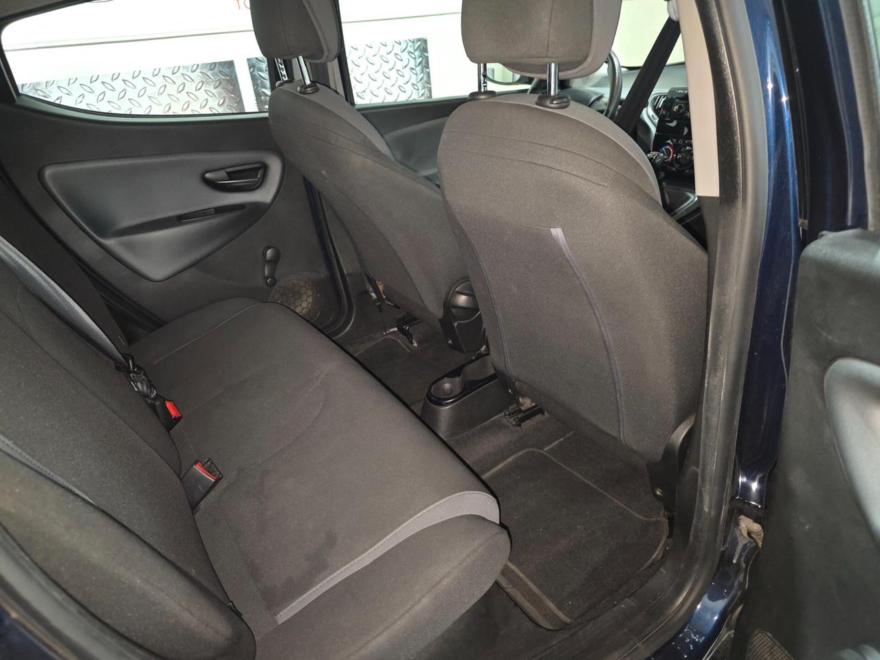 Lancia Ypsilon 1.2 69 CV 5 porte Gold