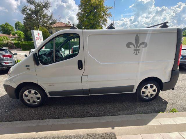 RENAULT Trafic T27 2.0 dCi/115 PC-TN Furgone 3posti
