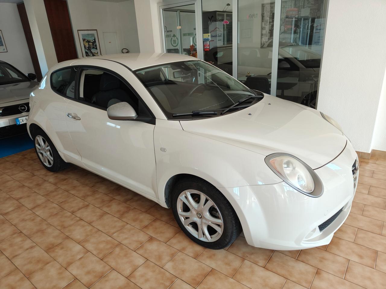 Alfa Romeo MiTo 1.3 JTDm-2 95 CV S&S Distinctive