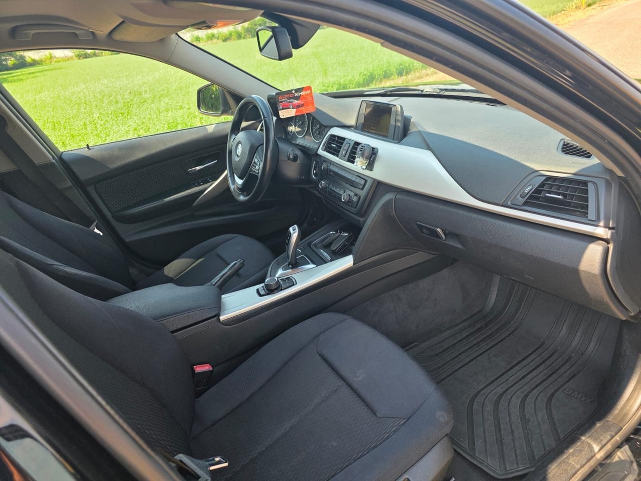 Bmw 320d Xdrive business PREZZO 7500€