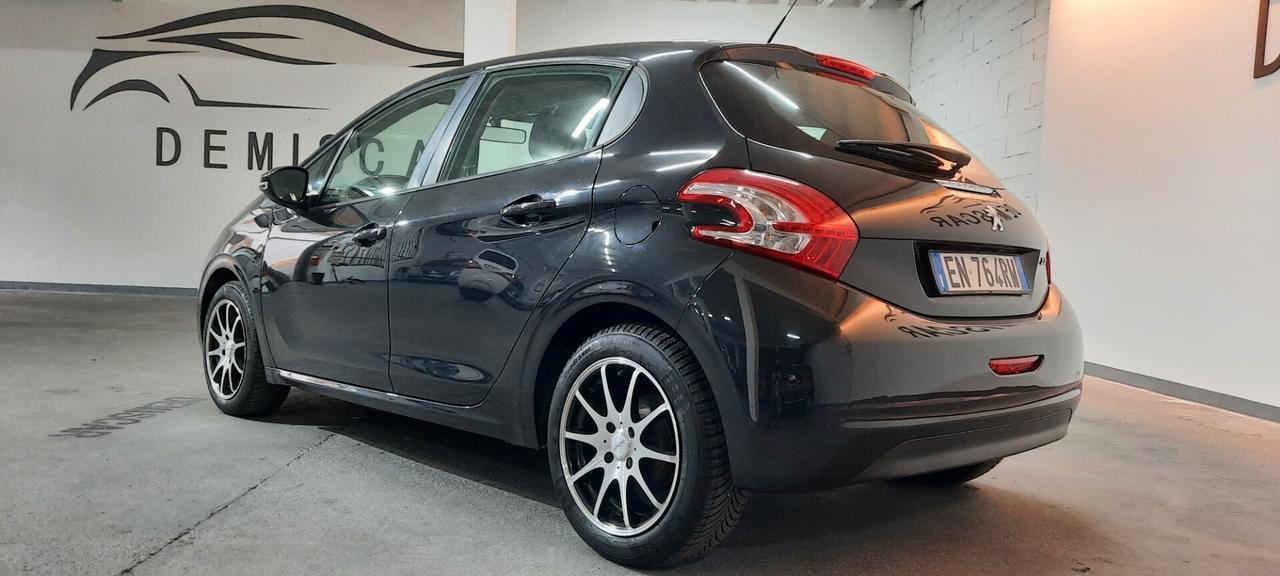 Peugeot 208 1.2 VTi 82 CV 5 porte Active