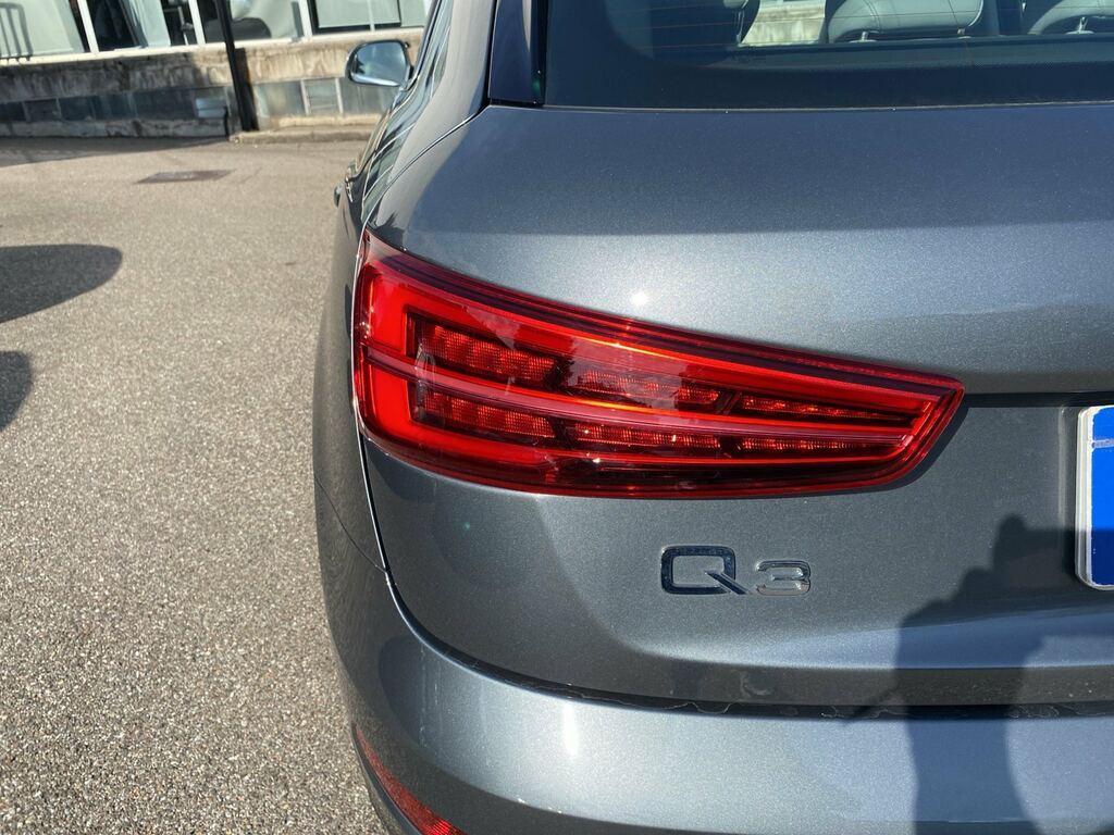 Audi Q3 2.0 TDI Business S tronic