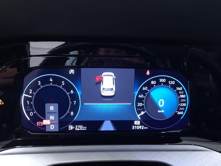Volkswagen Golf Life DSG BR648523 1.0 Mild Hybrid 110CV