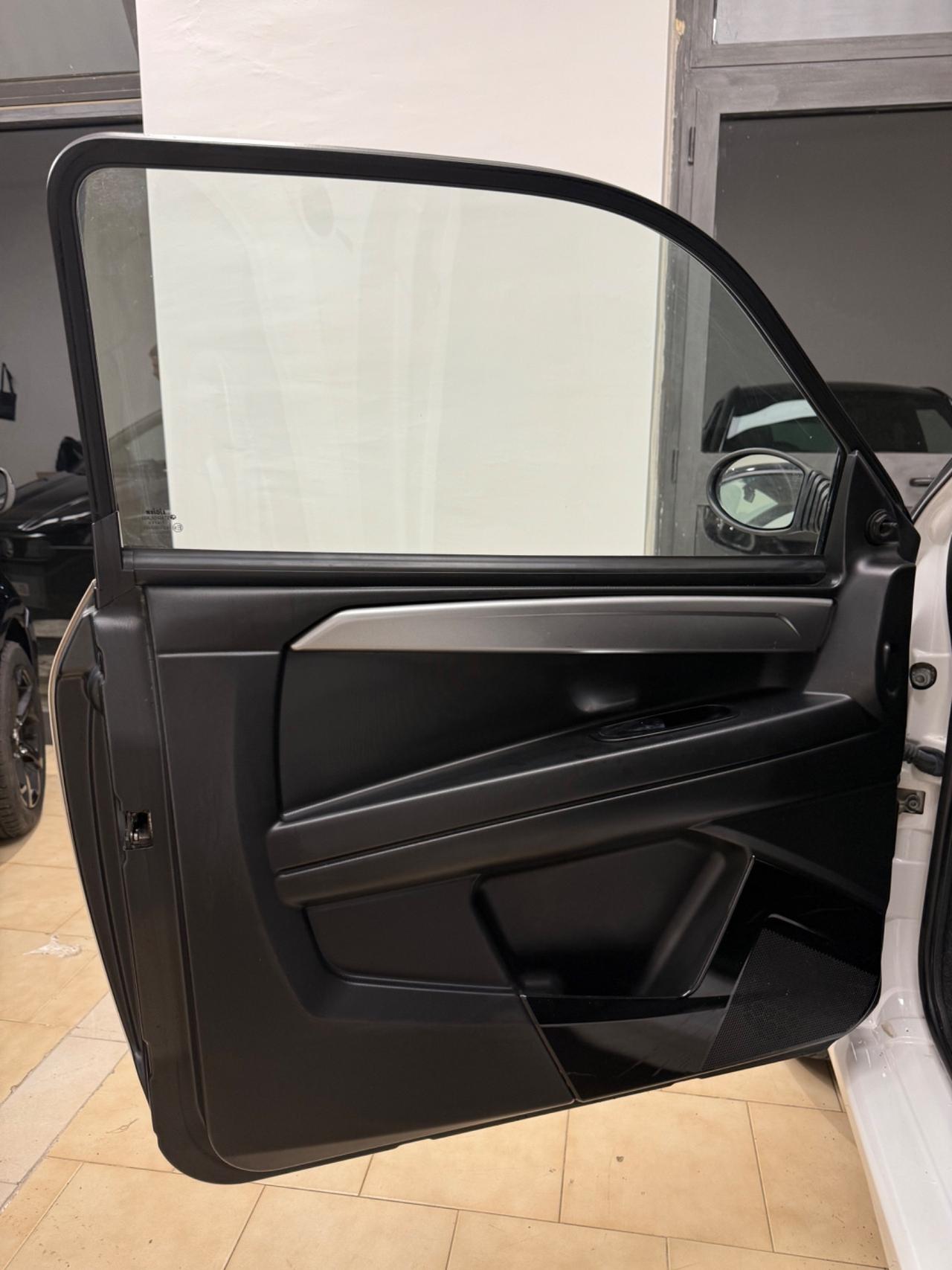 Ligier JS JS50 DCI Revolution Elegance Ice