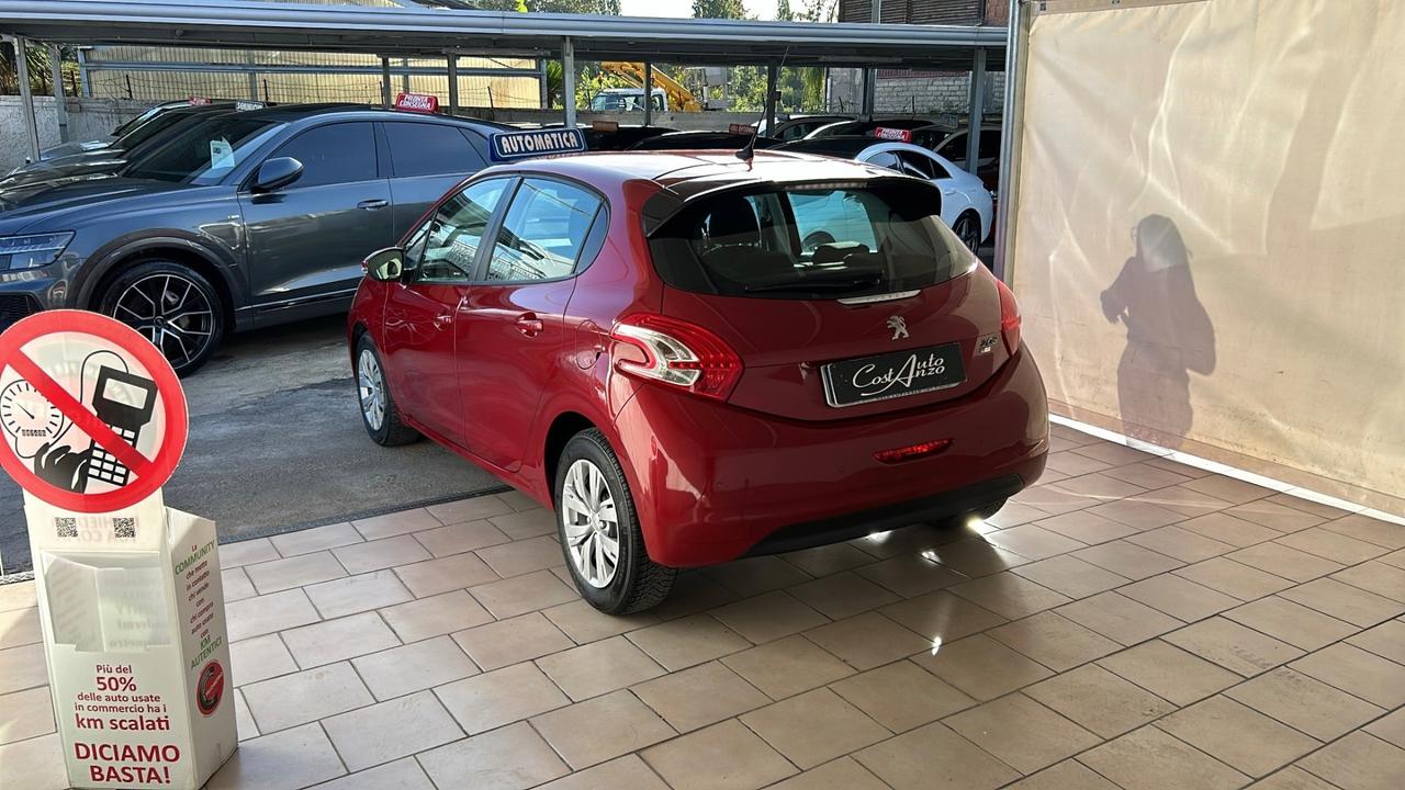 Peugeot 208 1.4 HDi 68 cv 2014 AUTOMATICA NEOPATENATI