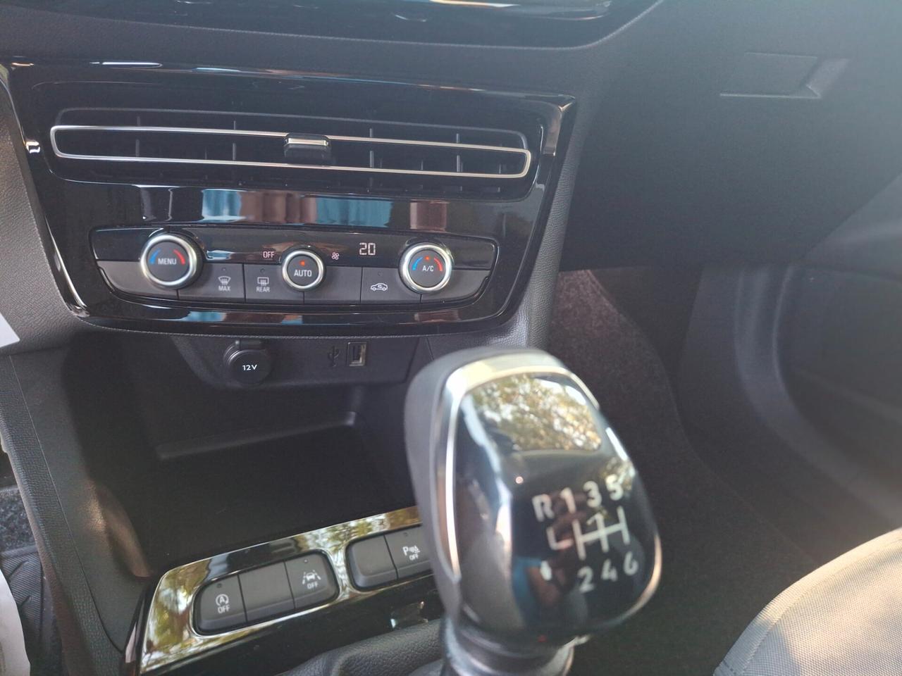 Opel Mokka 1.2 Turbo Elegance, KM 0