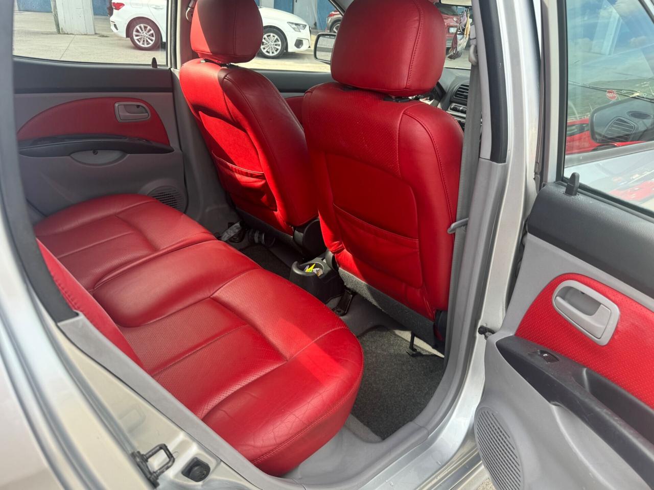 Kia Picanto 1.1 12V EX spcy 2005 automatic,pelle..