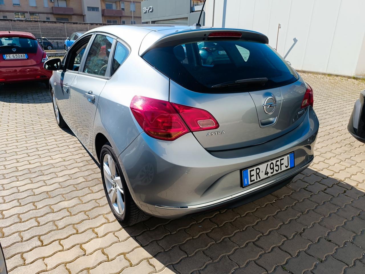 Opel Astra 1.7 CDTI 110CV 5 porte Elective