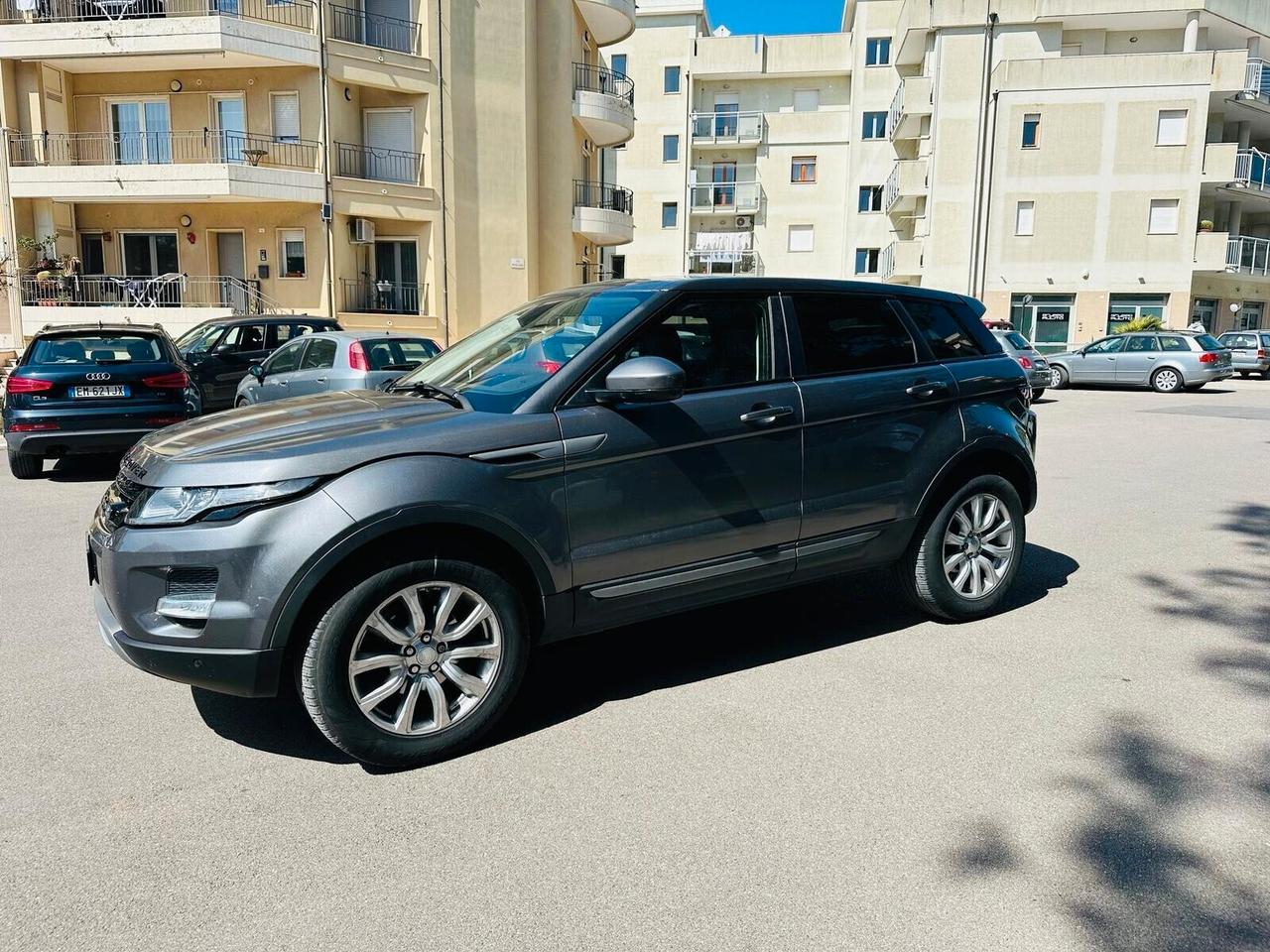 Land Rover Range Evoque 2.2 TD4 - PERFETTA - 2015