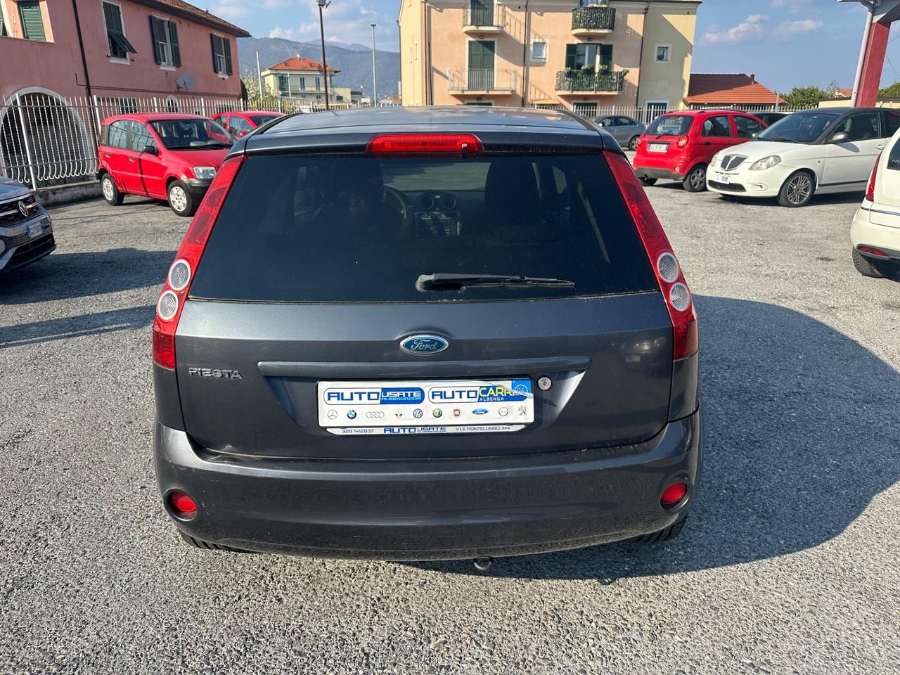 Ford Fiesta 1.2 16V 3p. Ghia