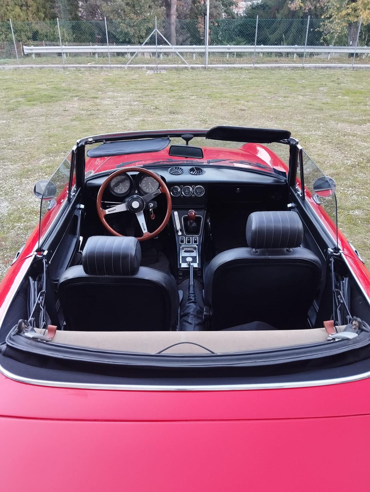 Alfa Romeo Spider 2.0 Veloce