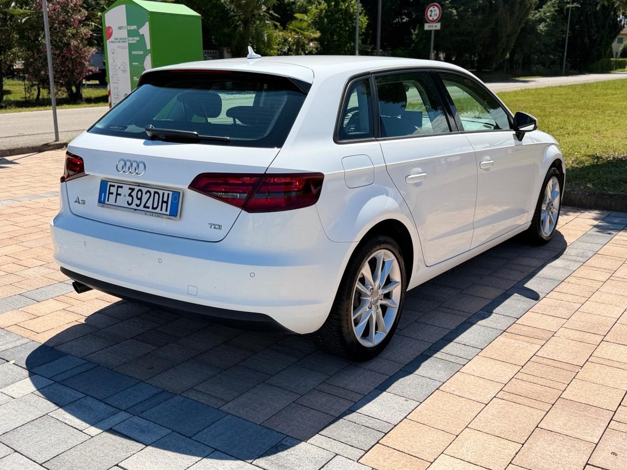 Audi A3 1.6 TDI S tronic