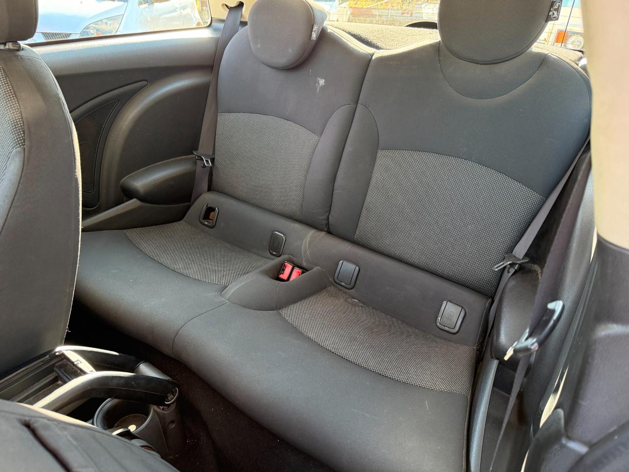 Mini 1.6 16V Cooper D