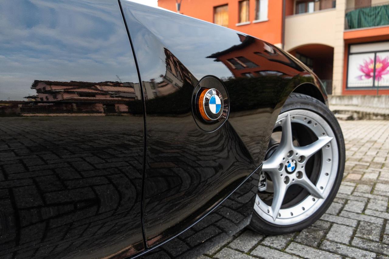 BMW Z4 2.2 170CV - CAMBIO AUTOMATICO