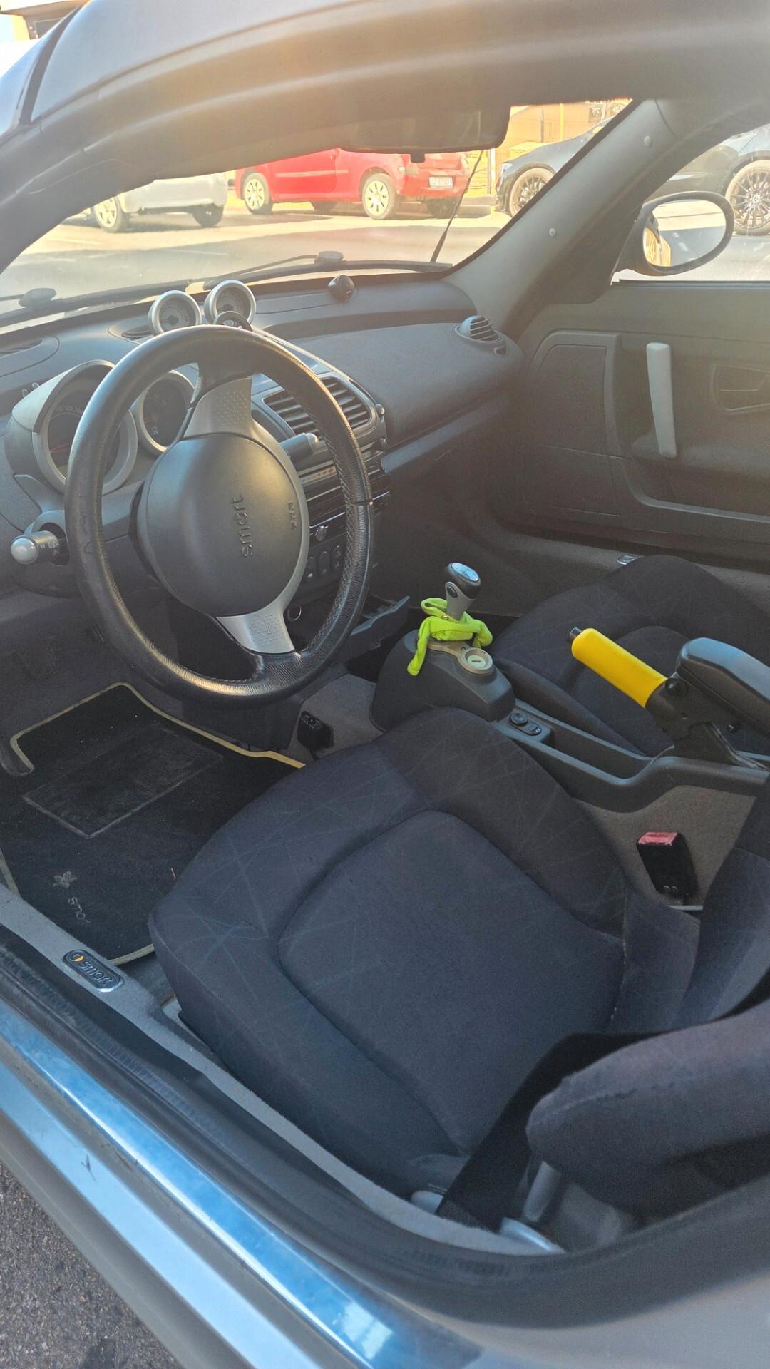 Smart Roadster 700 (60 kw) passion lea.