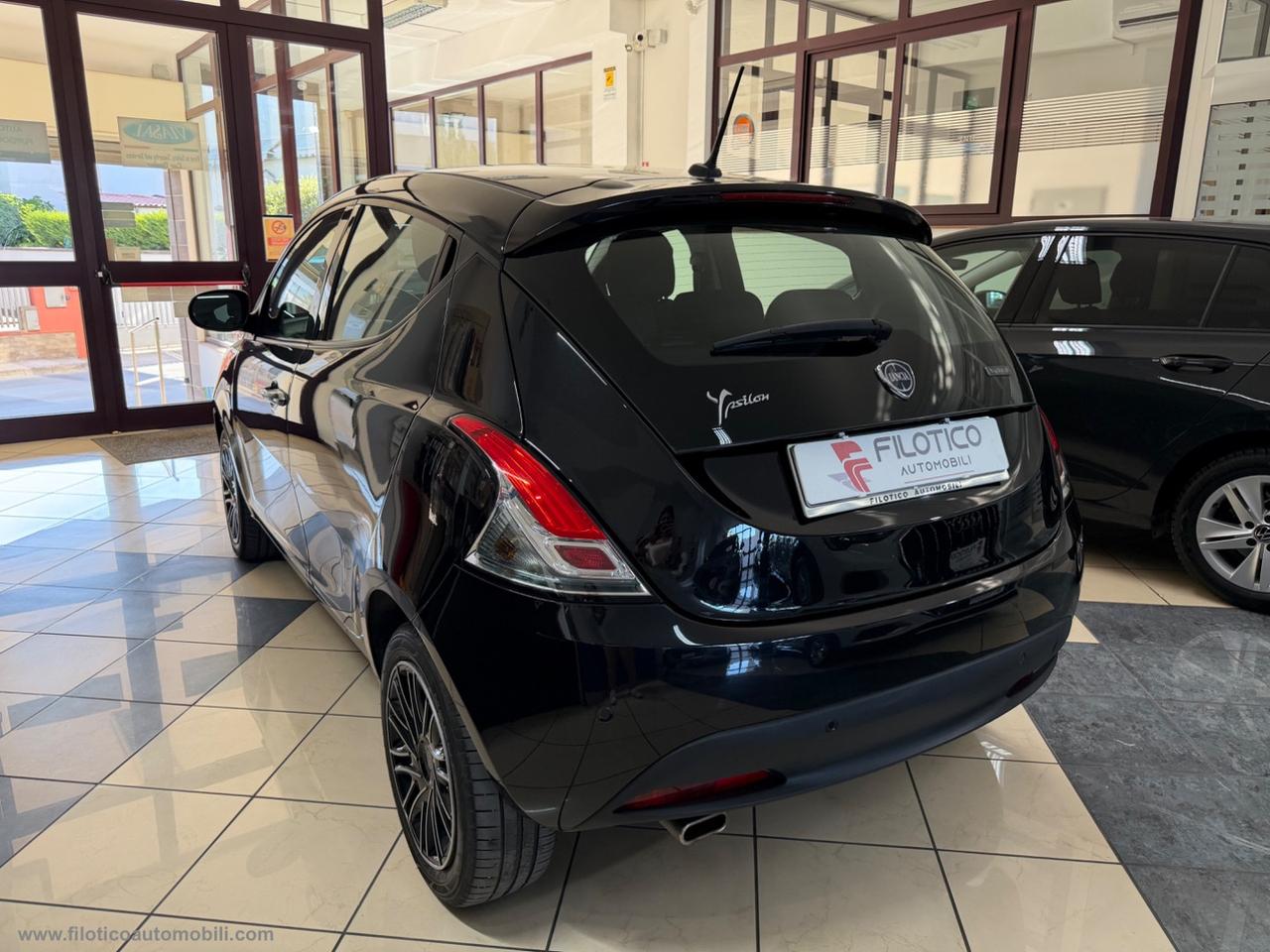 LANCIA Ypsilon 1.0 FireFly 5p.S&S Hybryd Gold BENZINA IBRIDA| USATO GARANTITO