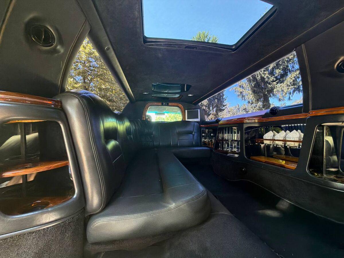 Ford Lincoln Town Car Executive Series