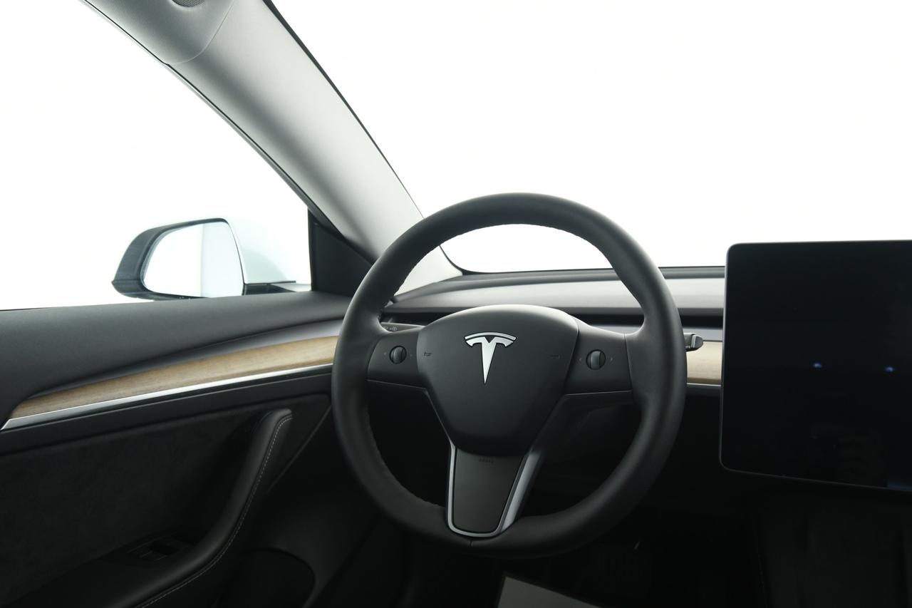 TESLA Model 3 Long Range Dual Motor awd PILOTA AUTOMATCO+PELLE+C18"