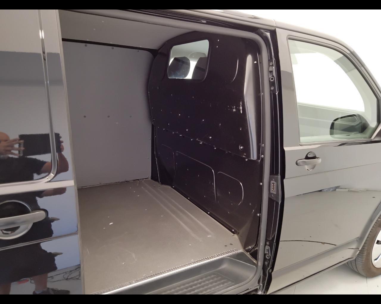 VOLKSWAGEN T6.1 Transporter 28 - T6.1 Transporter 28 2.0 tdi 150cv Busi