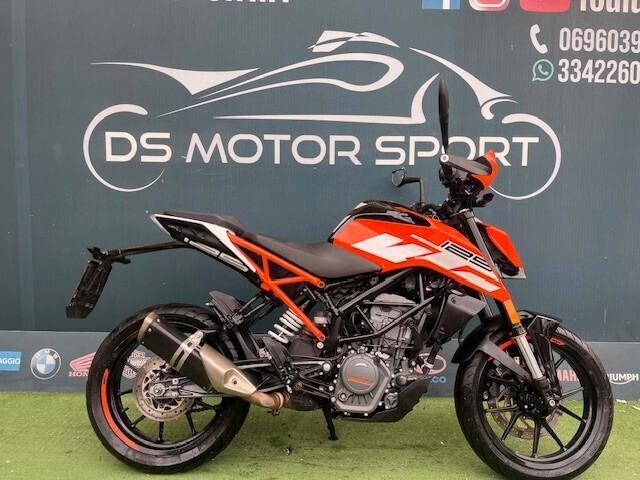 KTM Duke 125 GARANZIA PERMUTE FINANZIAMENTO