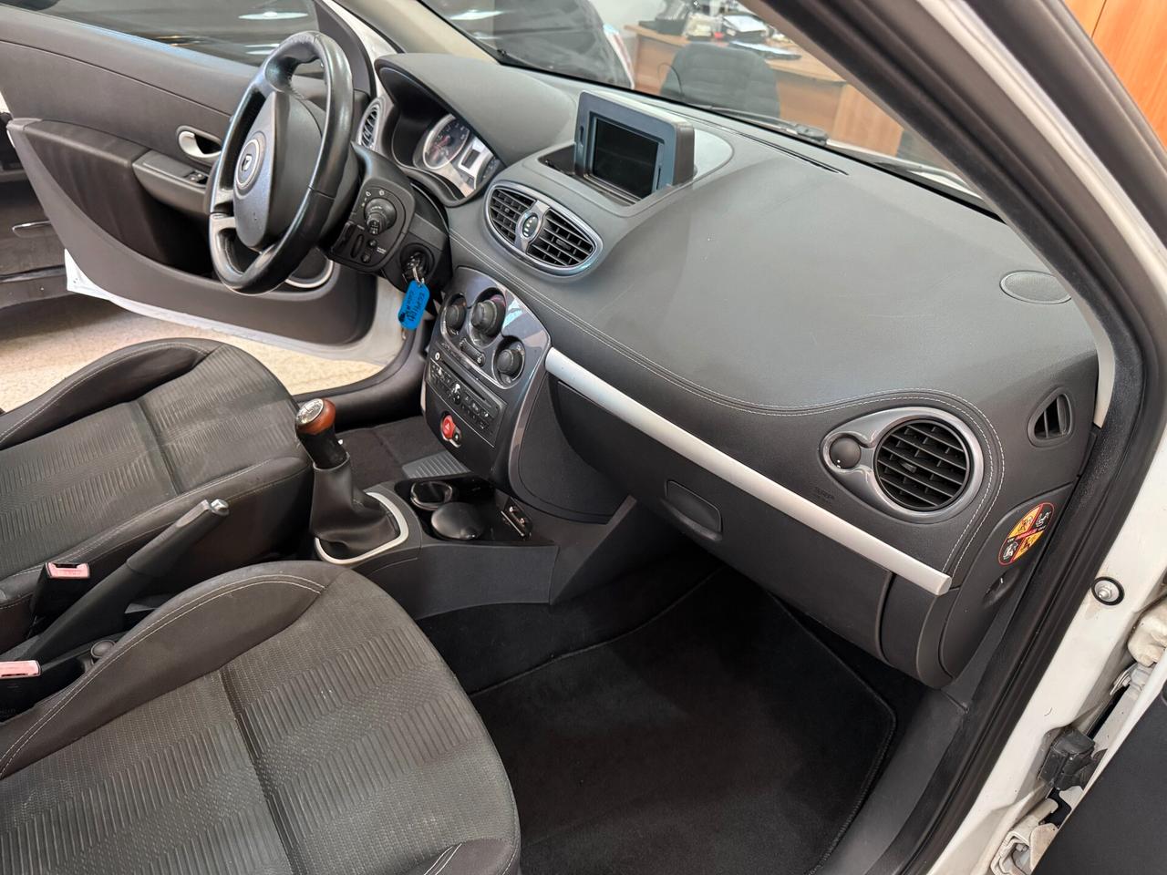 Renault Clio 1.2 16V 5 porte GPL Dynamique